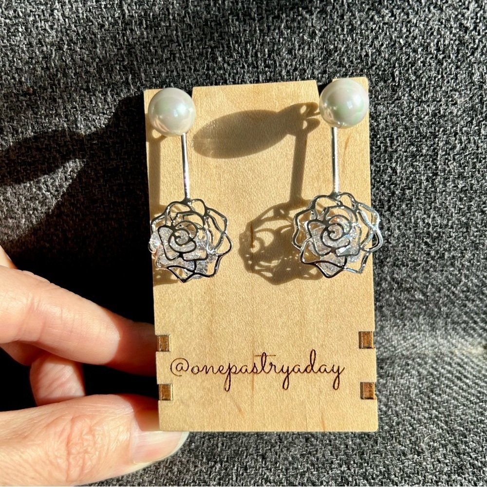 Sparkly, Rose Stud Drop Fashion Earrings, Silver, Pearl